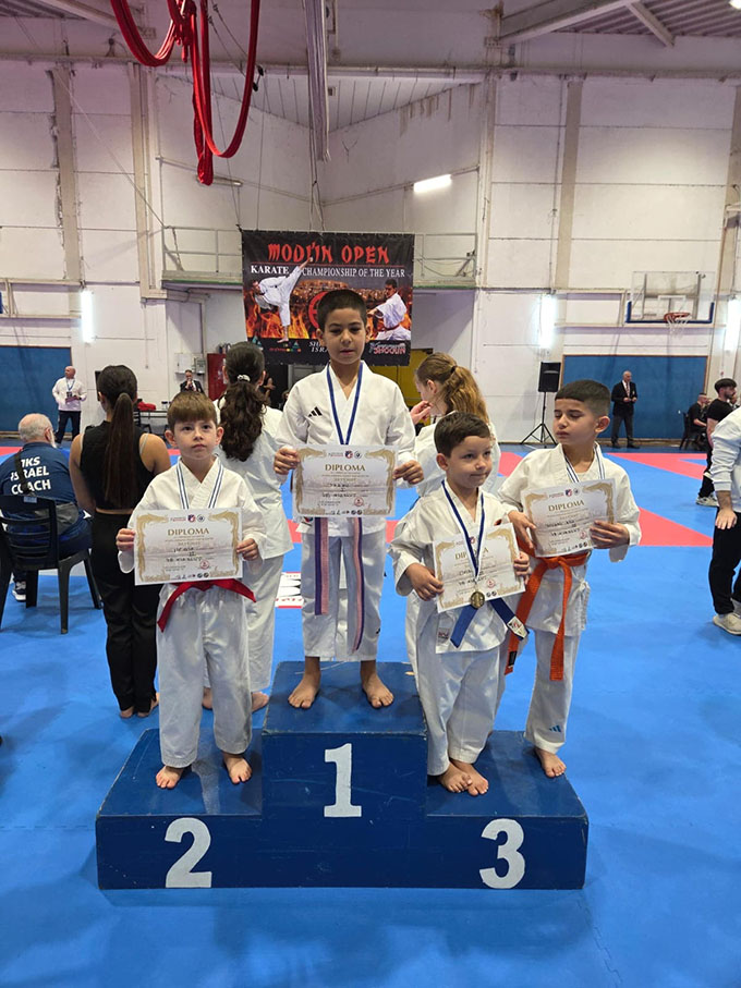 أمطار من الميداليات والإنجازات في بطولة موديعين القطرية للكراتيه